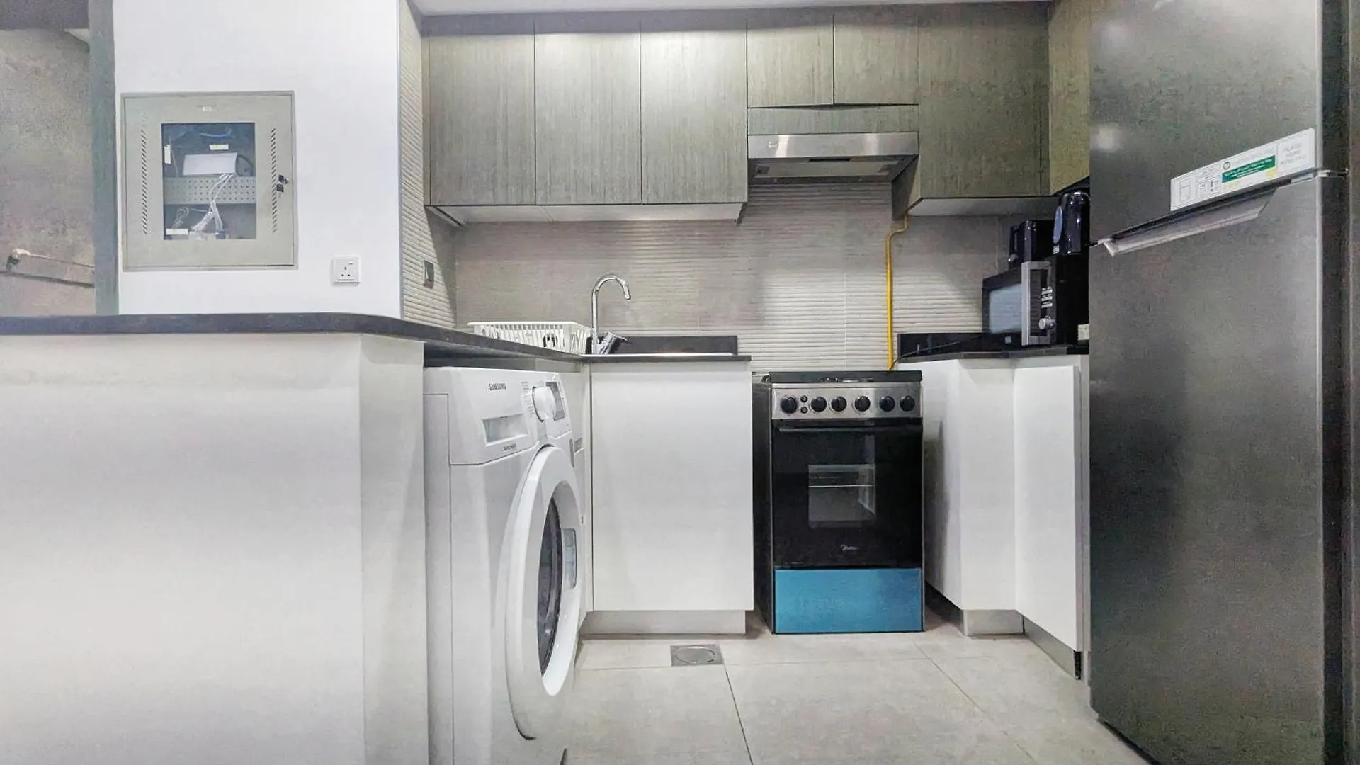 Stylish Fully Furnished 1Bh Apartment Close By Dubai Science Park, Dubai Miracle Garden And Butterfly Garden