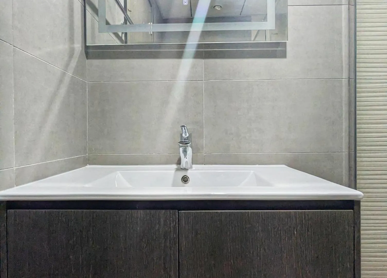 Stylish Fully Furnished 1Bh Apartment Close By Dubai Science Park, Dubai Miracle Garden And Butterfly Garden United Arab Emirates