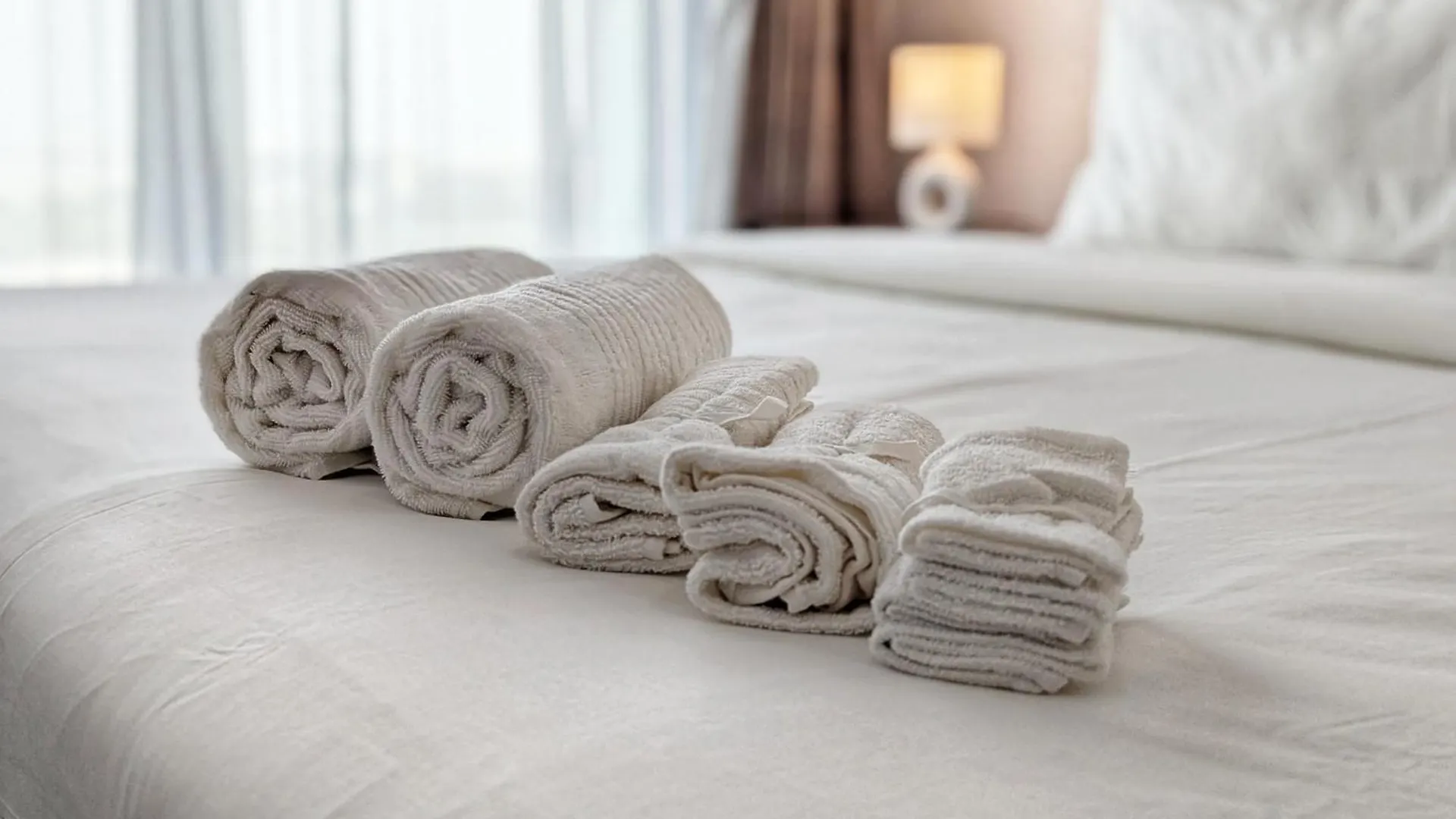Stylish Fully Furnished 1Bh Apartment Close By Dubai Science Park, Dubai Miracle Garden And Butterfly Garden
